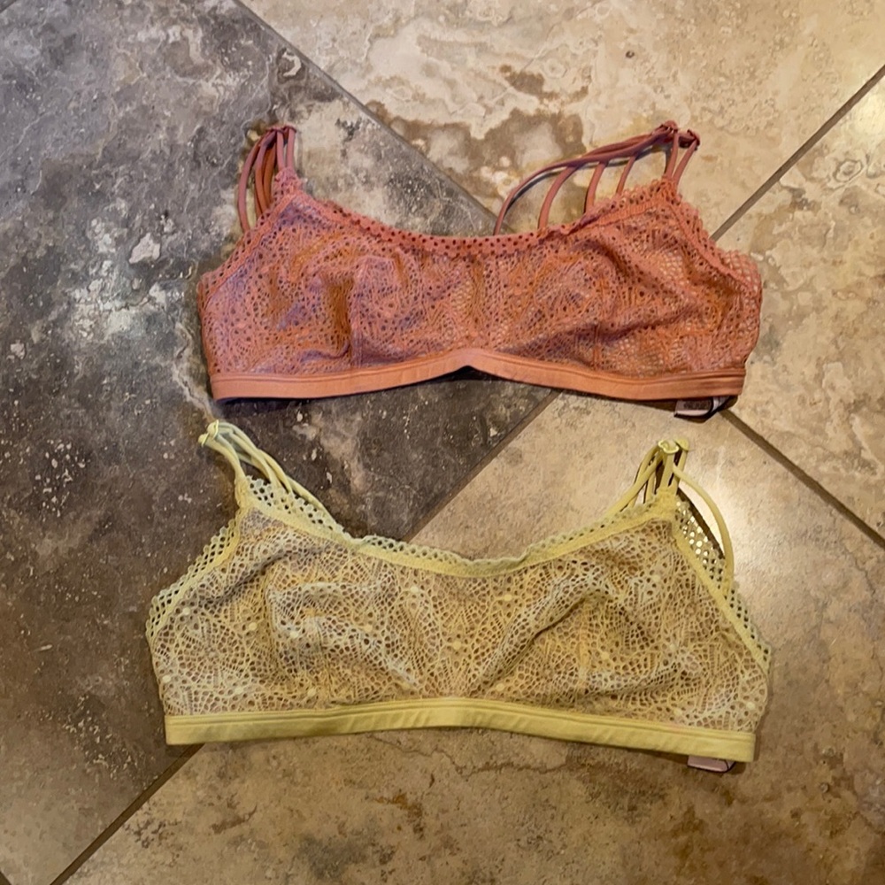 Victoria Secret bralette 2 pack